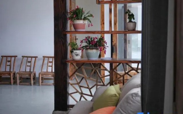 Mogan Mountain Small Douwu Inn