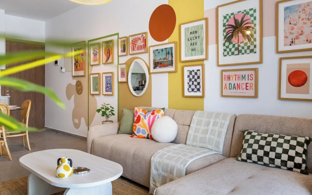 Lunette Artful 1-BR Apartment in Larnaca