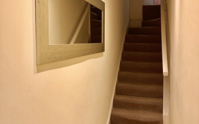 Buckingham Palace View Apartment