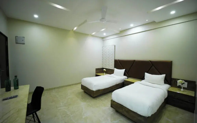 Sun Shine Hotel