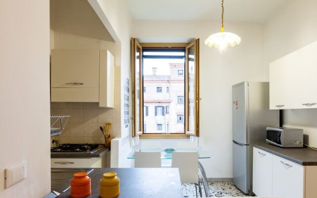 Nice and Cosy Flat Near Trastevere