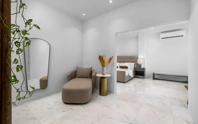 The Court Villa - 8 Bed 8 5 Bath