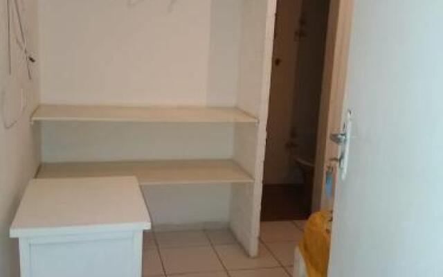 Marinas Suites