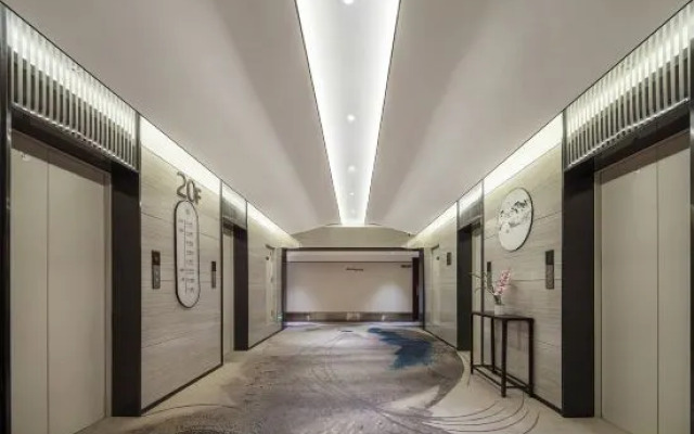 Moshang Qingju Hotel (Bohai East Road Subway Station)