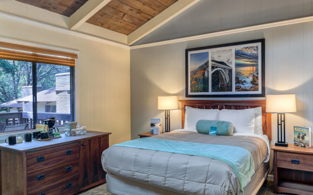 Big Sur Lodge