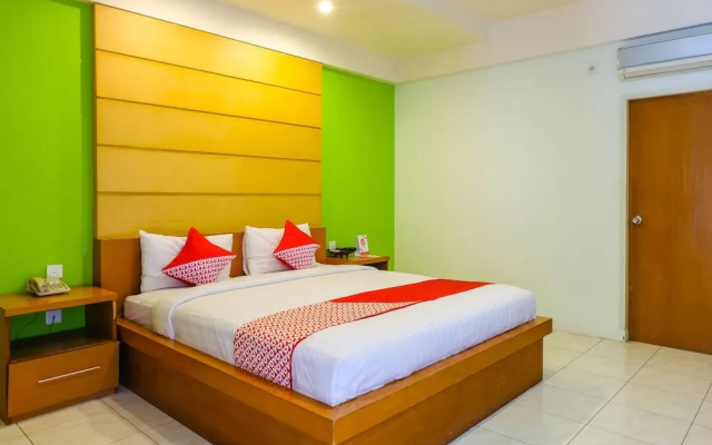 OYO 972 Griya Asri Hotel Mataram