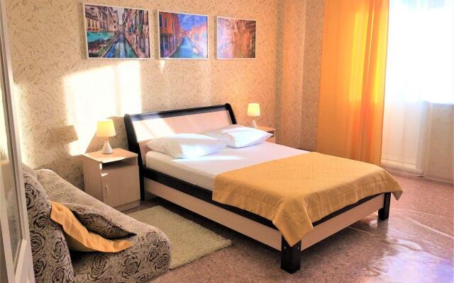 Планета квартир на улице Алексеева 51