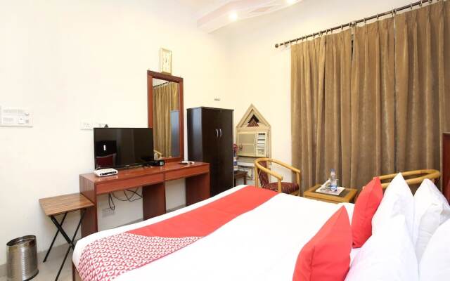 OYO 13877 Hotel Le Bon Ton