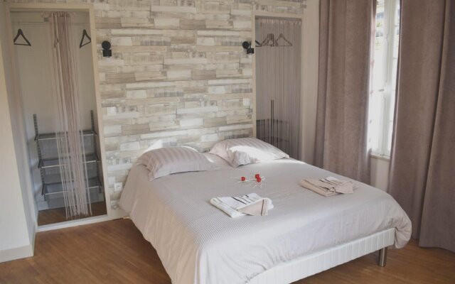 Apartment With 2 Bedrooms in Sarlat-la-canéda, With Balcony and Wifi