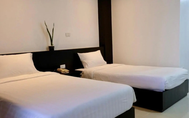 S2 Hotel