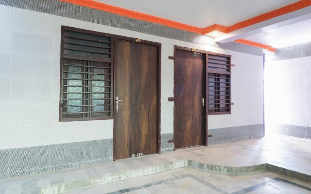 Upasana Guest House by OYO Rooms