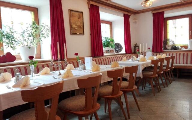 Bayerische Gastwirtschaft Dimpfl-Stadl