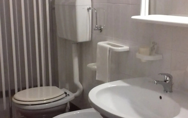 Hotel Caimo Bed-Breakfast