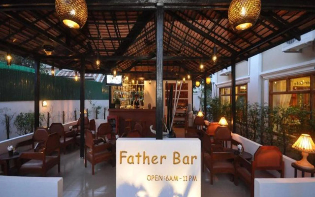 MotherHome Inn Hotel