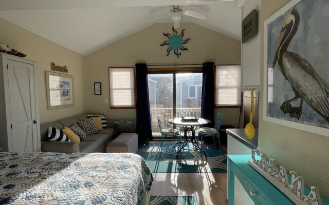 7 Safe Harbor Studio Bedroom Condo by RedAwning