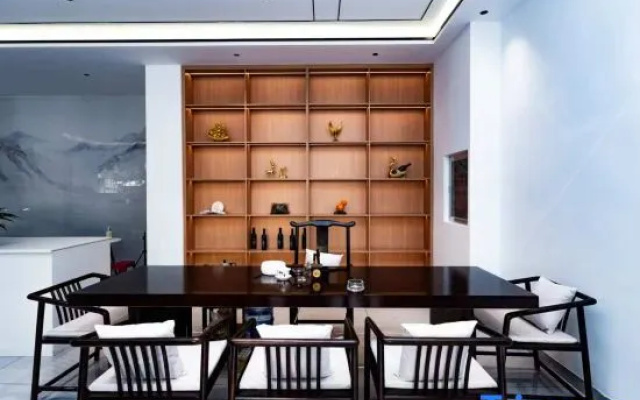 Wenshan Boting Hotel (Sanqi International Trade Market South City Bus Station) — 2-star hotel in Wenshan