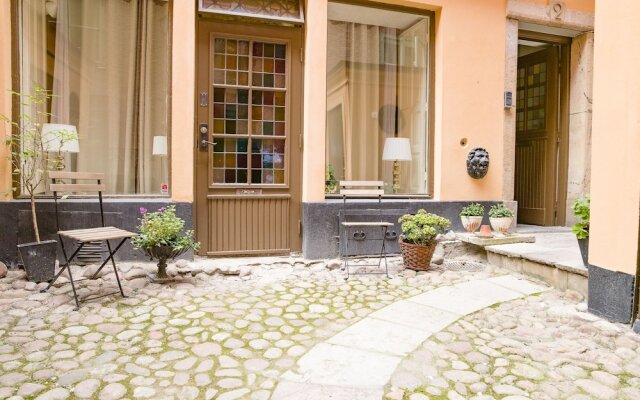 Cute Studio Apartment in Old Town