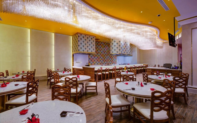 NagaWorld Hotel & Entertainment Complex
