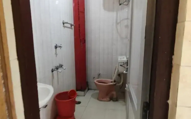 Goromgo Raj Golden & Restaurant Palampur