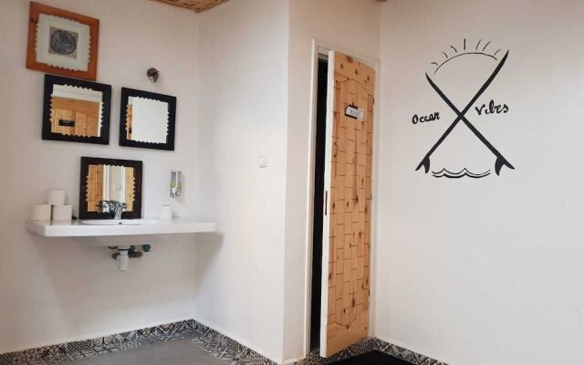 BigBlue Hostel Surf & Coworking