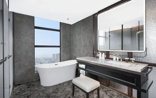 Holiday Inn Chongqing Shuangfu by IHG