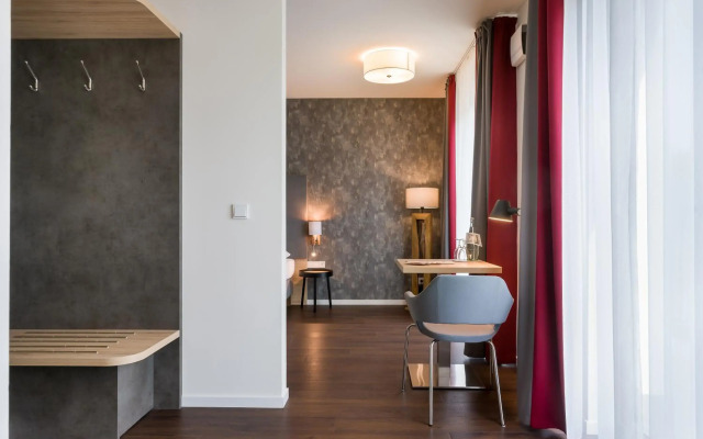 Signature East Hotel Apartment