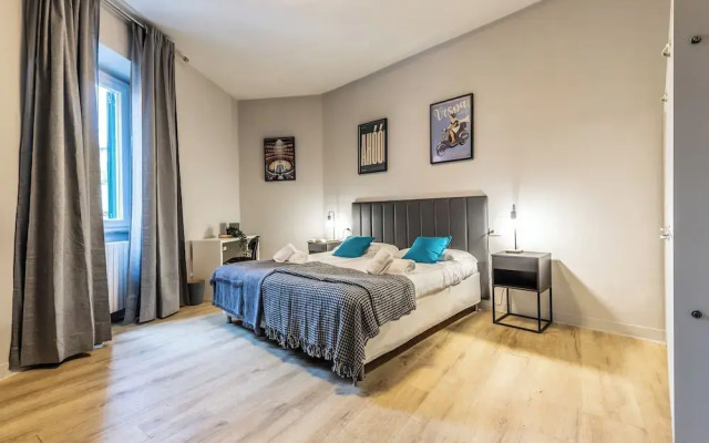 Flatinrome Trastevere Deluxe Rooms