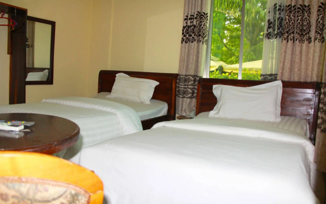 Varlek Hotel