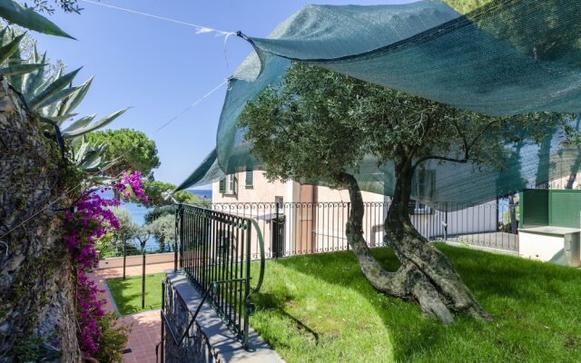 JOIVY Villa W/Superb View And Private Garden In Mulinetti