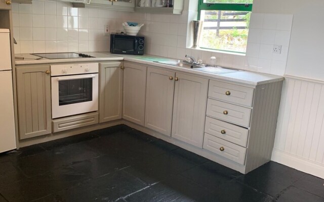 Ardnagashel Est No 7