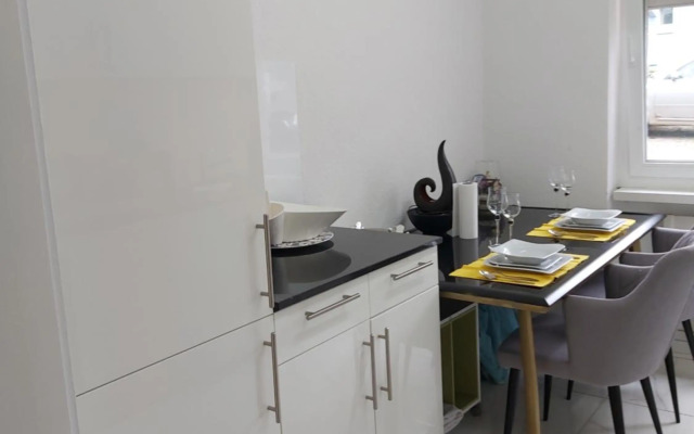 Royal Apartment EIBL 02