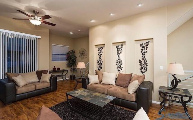 Glendale Getaway By Signature Vacation Rentals