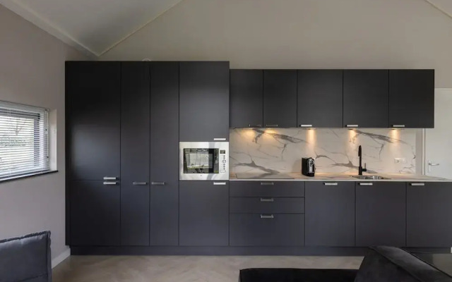 Eco Villa in Latour by Scenic Pond