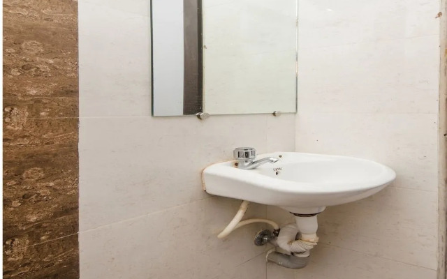 OYO 11879 Ashu Bini Hospitality Pvt Ltd Kalptaru