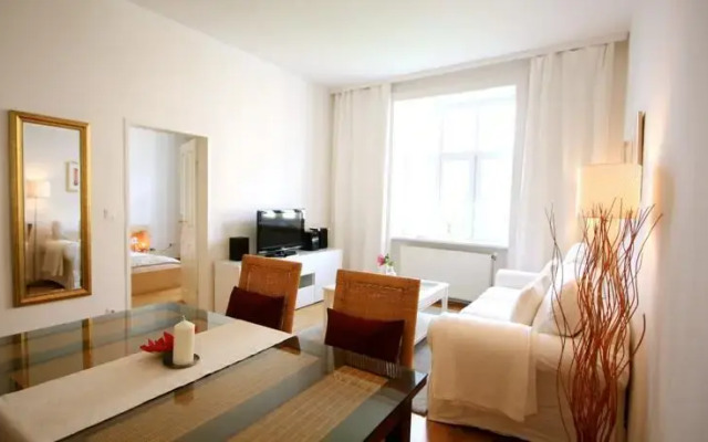 Apartment Elegant Living