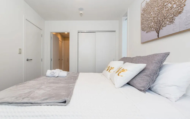 2 BRM apartment Opp to SkyTower view