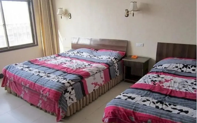Yuntai Mount Hetang Village Hotel