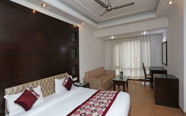 OYO 1492 Hotel Broadway Inn