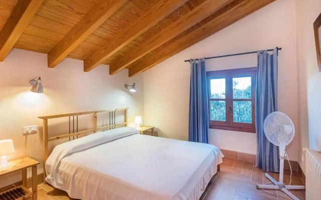 Holiday Home Es Barracar - CMI105