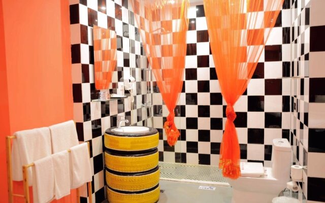 Jiaxing Yilian City Art Hotel