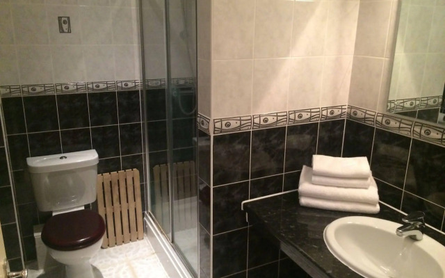Hunters Lodge Inn