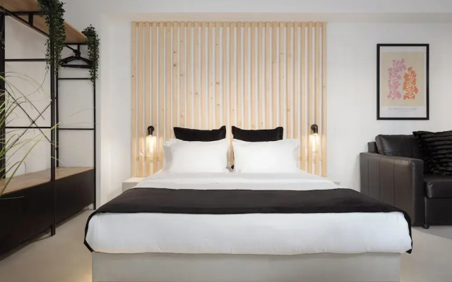 Syntagma Serenity Suites