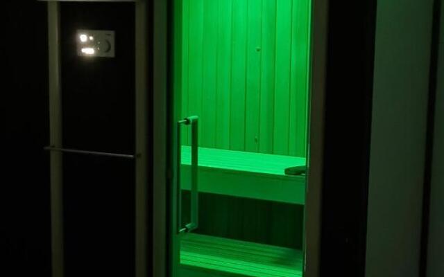 Varazze Suite Idromassaggio E Sauna
