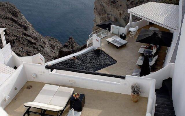 Azzurro Suites
