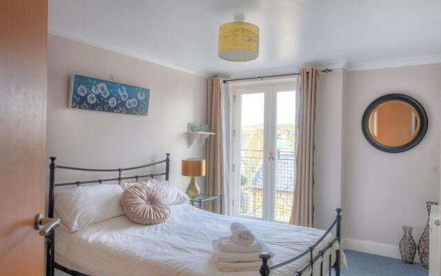 9 Maritime House