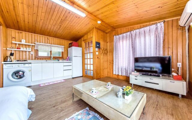 The May of Jeju House Pension