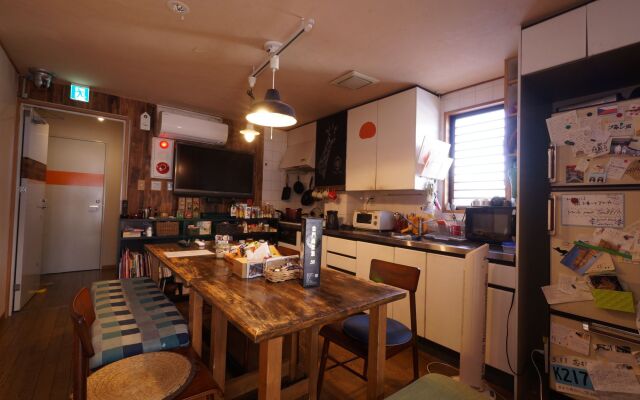 Guest House WA - Hostel