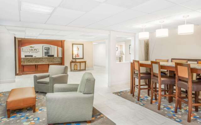 Baymont Inn & Suites - Champaign