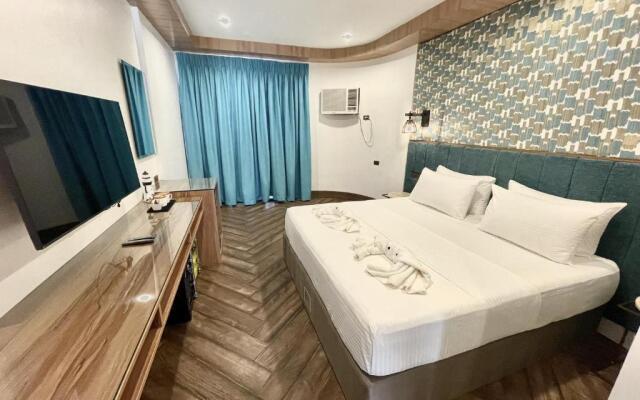 Lighthouse Point Hotel