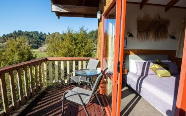 Abel Tasman Ocean View Chalet